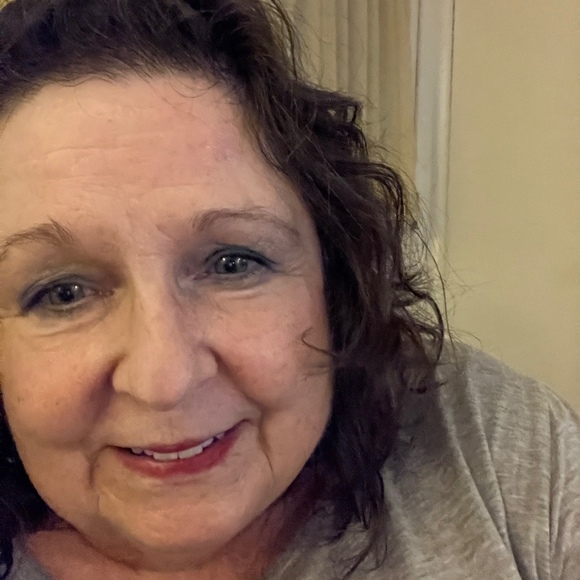 Meet your Posher, Bonnie - Picture 1 of 1